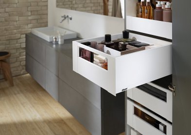 Внутренний ящик LEGRABOX pure TIP-ON BLUMOTION (высота C 177, глубина 450 мм, до 40 кг), терра-черный